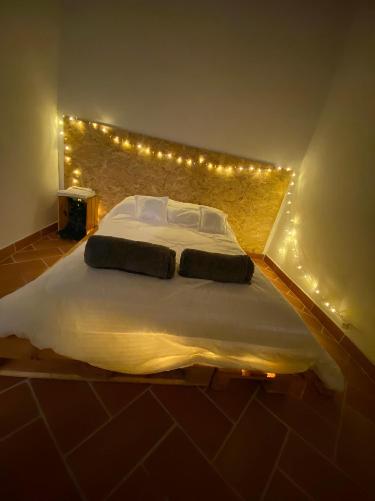 Banana Hostel Bogotá Exteriör bild